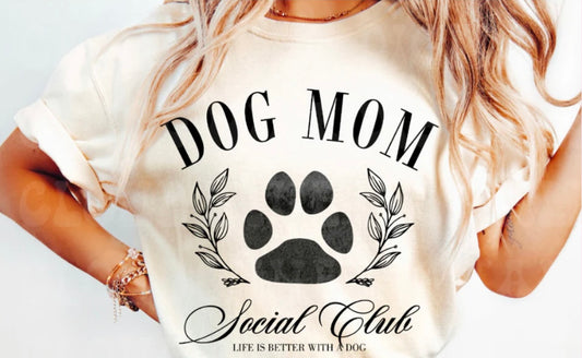 Dog Mom- **Design**