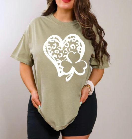 Cheetah Print Heart & Clover **Design**
